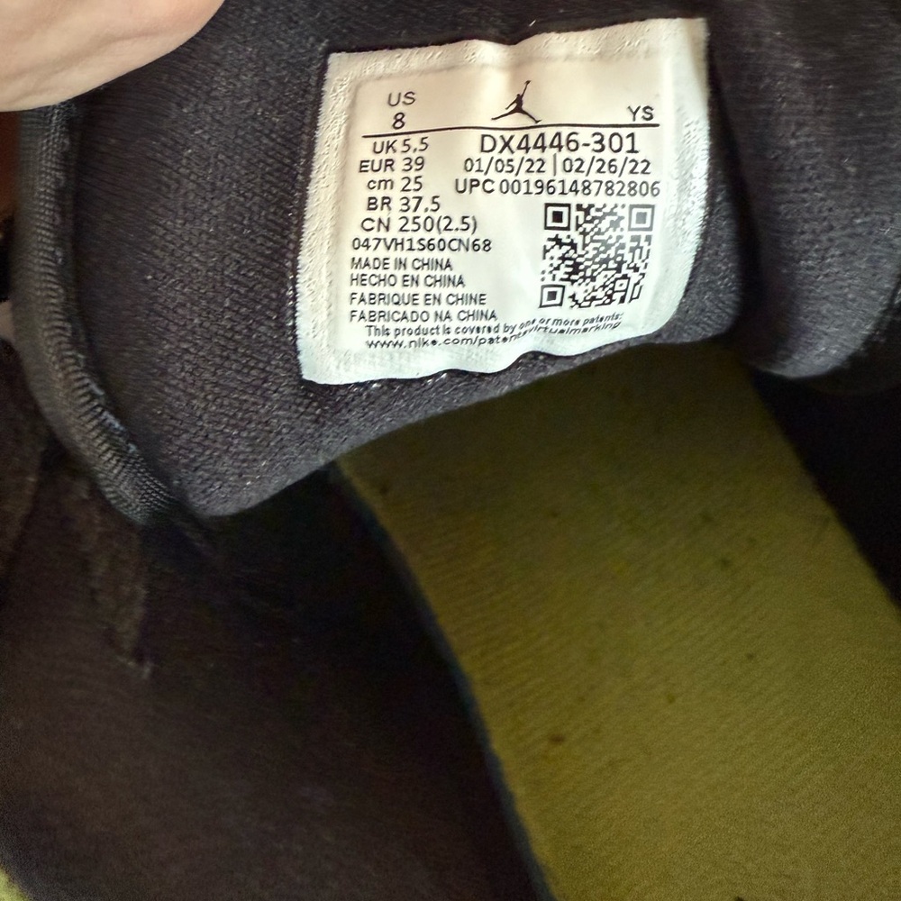 NIKE AIR JORDAN 1 LOW VIVID GREEN SNAKESKIN - Picture 6 of 6